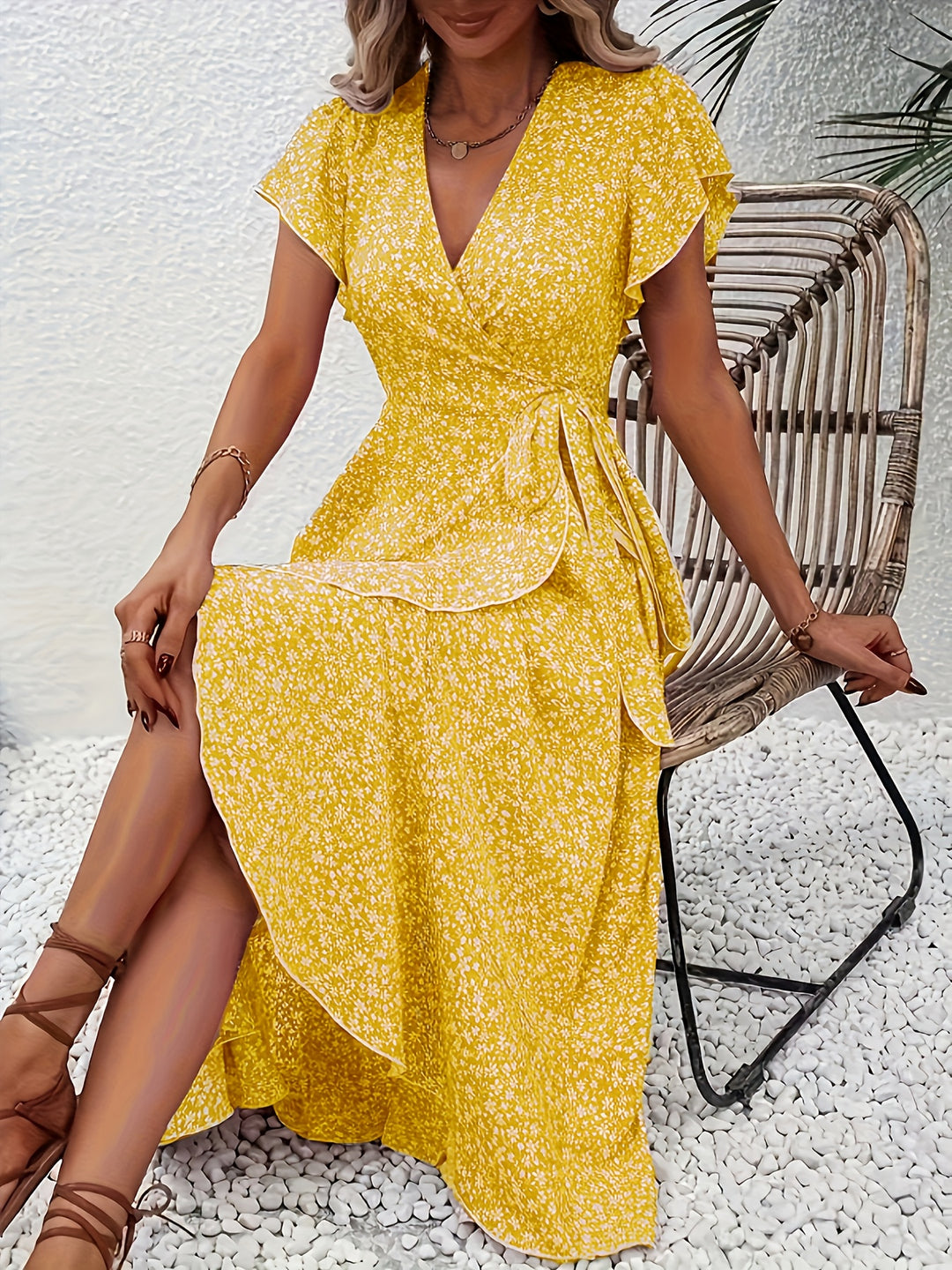 Women's V-Neck Short Sleeve Dress