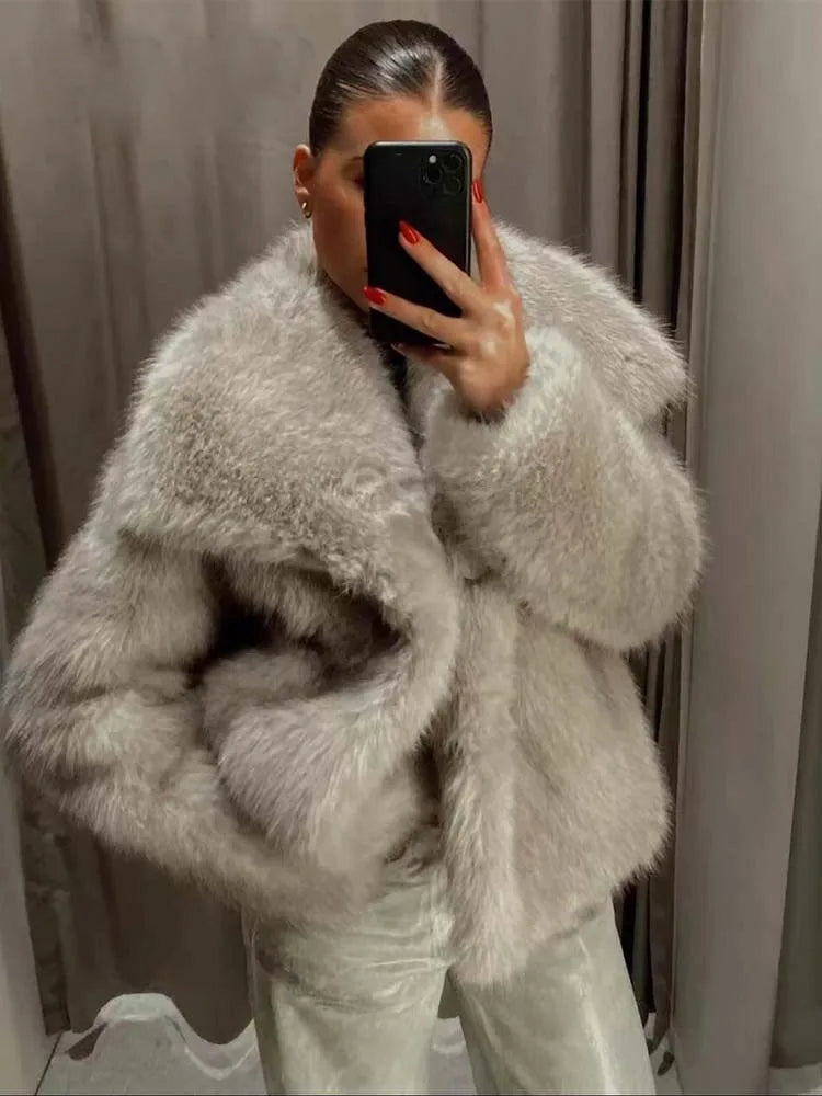 Manuela | Modern, casual winter coat for women