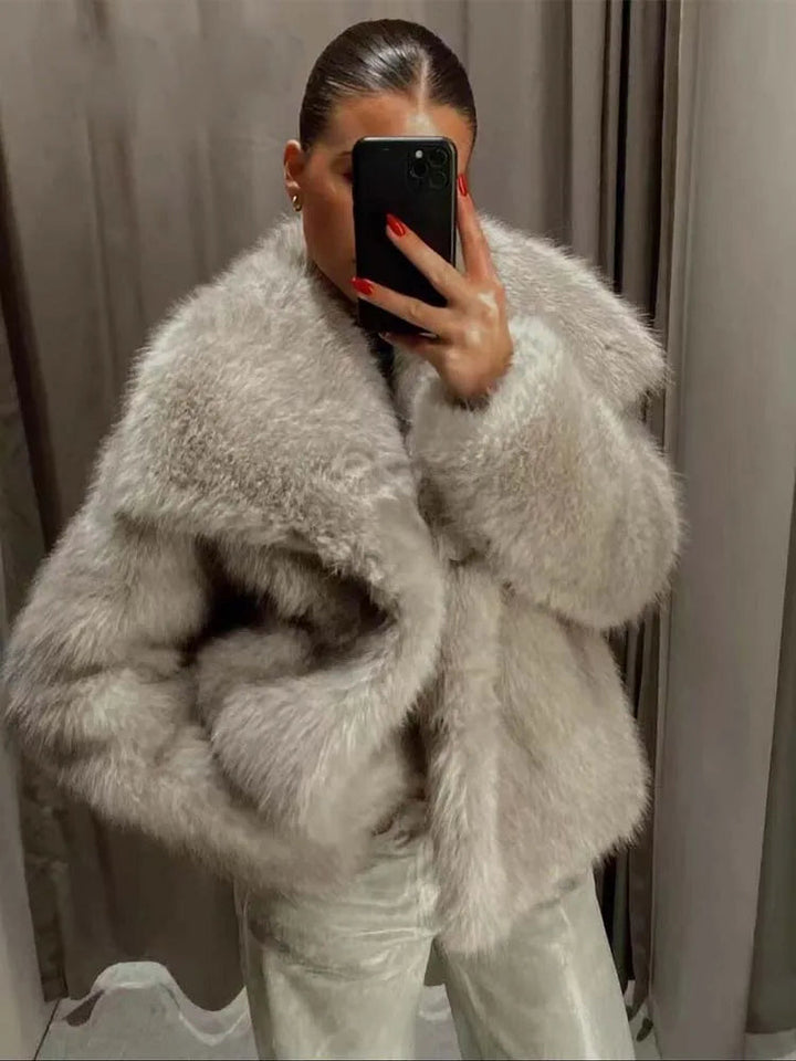 Manuela | Modern, casual winter coat for women