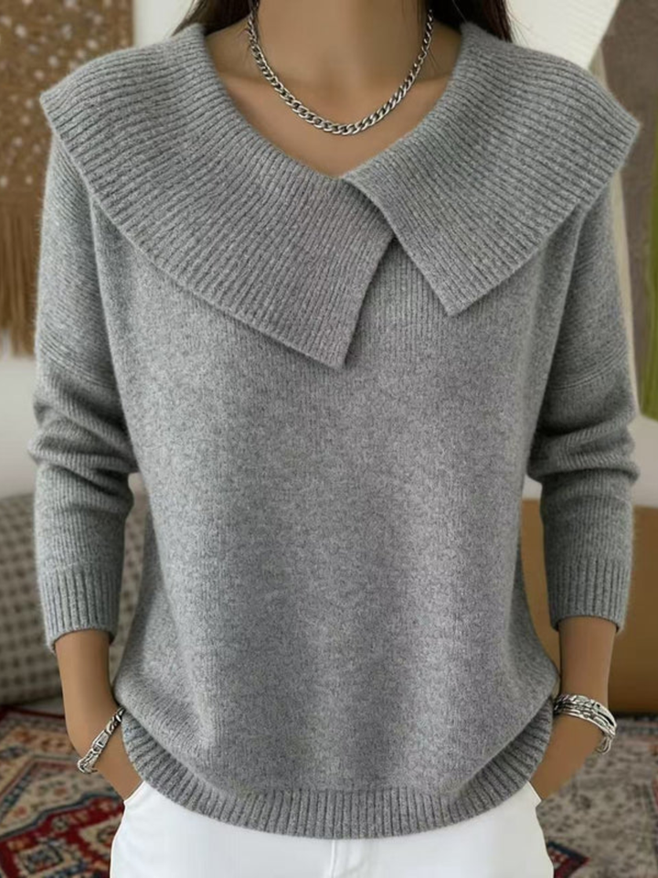 Lucia - Warm Knit Sweater with Soft Collar