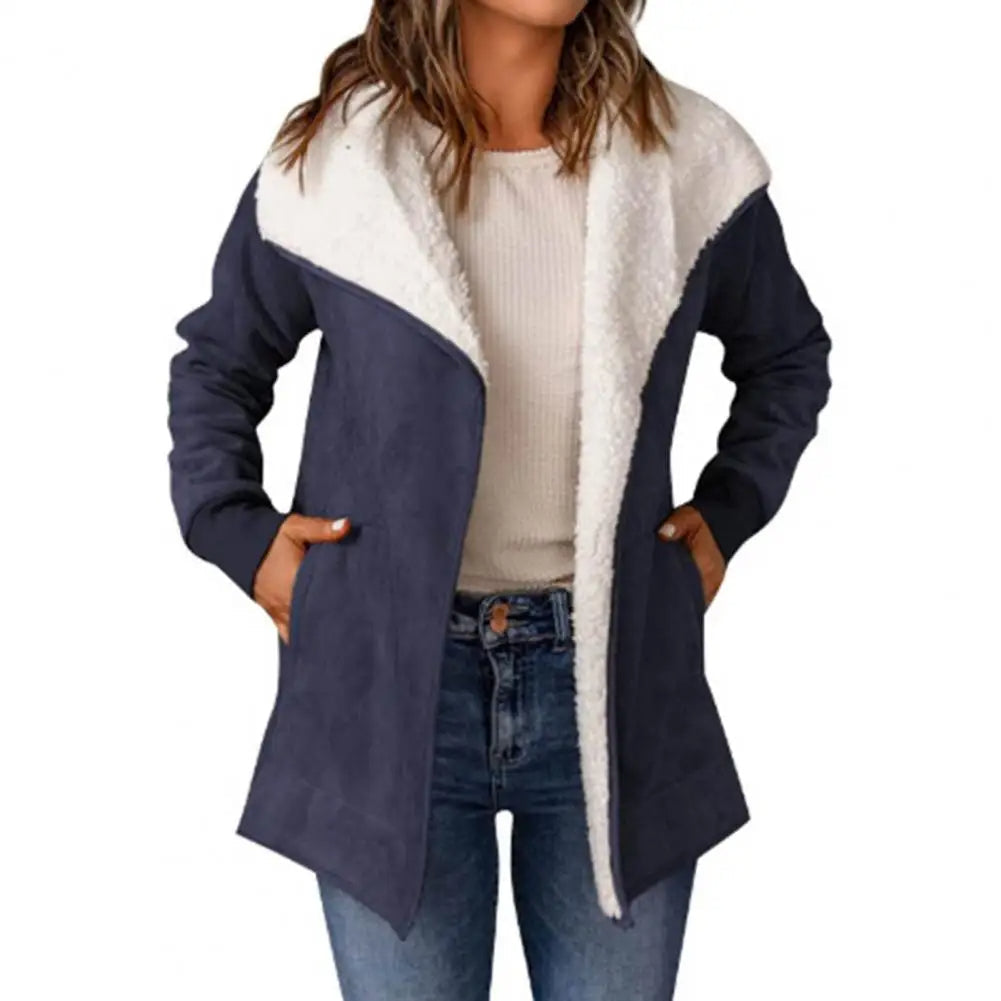 Matilde | Luxurious plush coat: Winter Edition