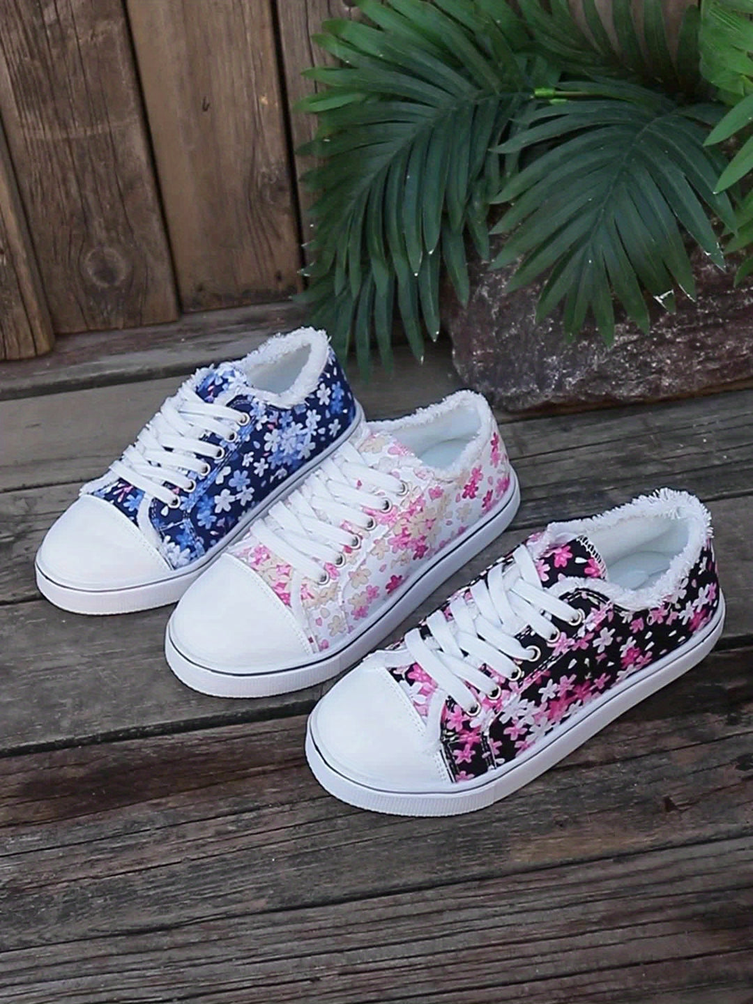 Women's Floral Printed Slip On Lace Up Canvas Sneakers