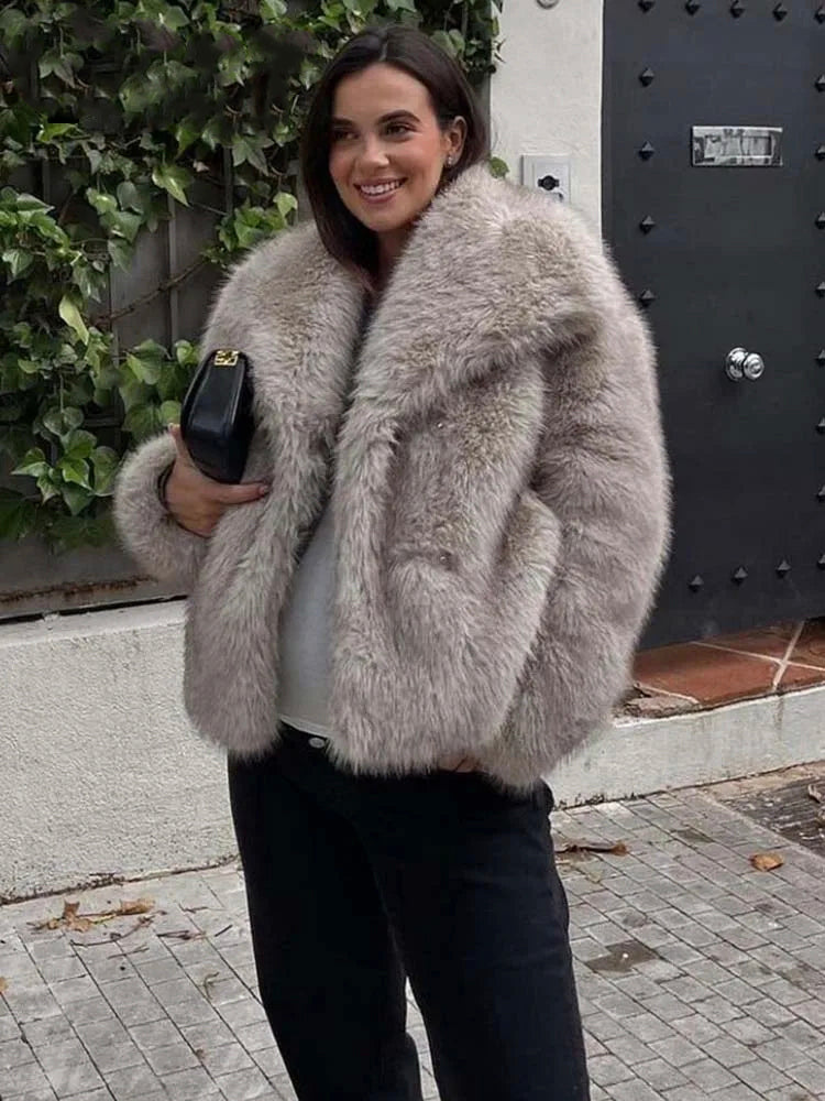 Manuela | Modern, casual winter coat for women