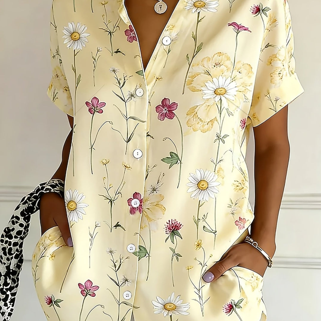 Women's Button-Up Short Sleeve Printed Shirt