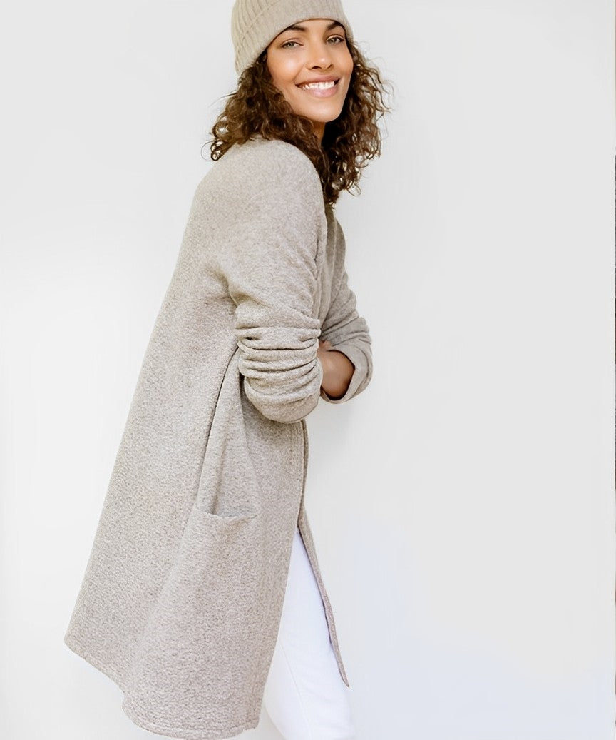 Women's minimalist open-front cardigan