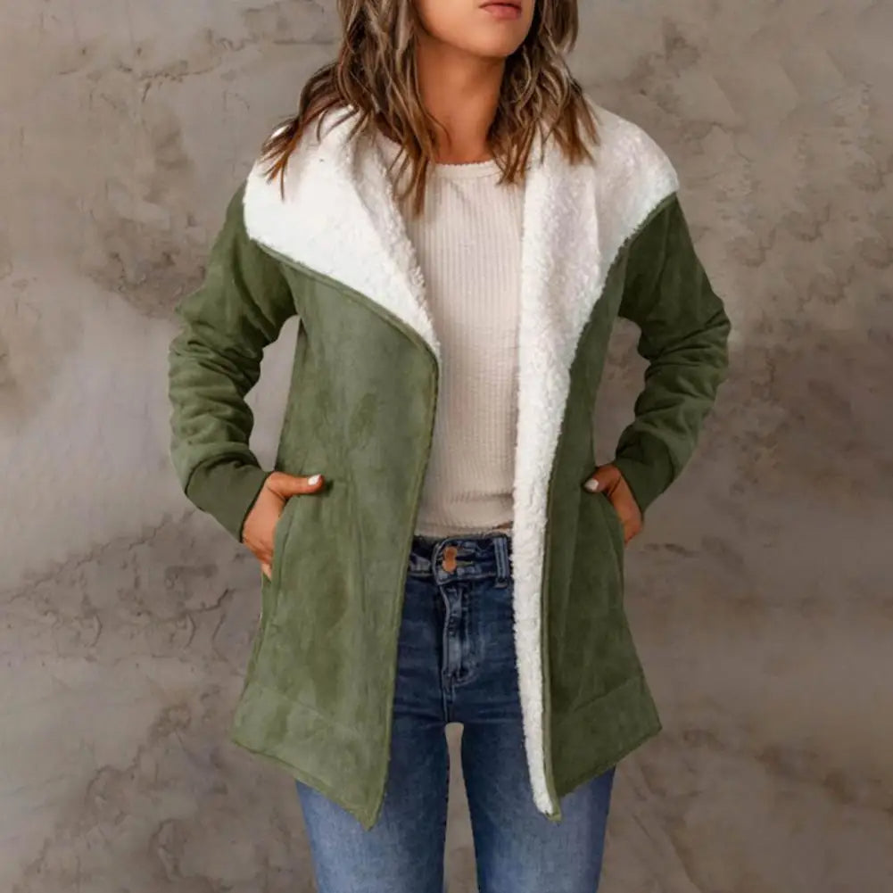 Matilde | Luxurious plush coat: Winter Edition