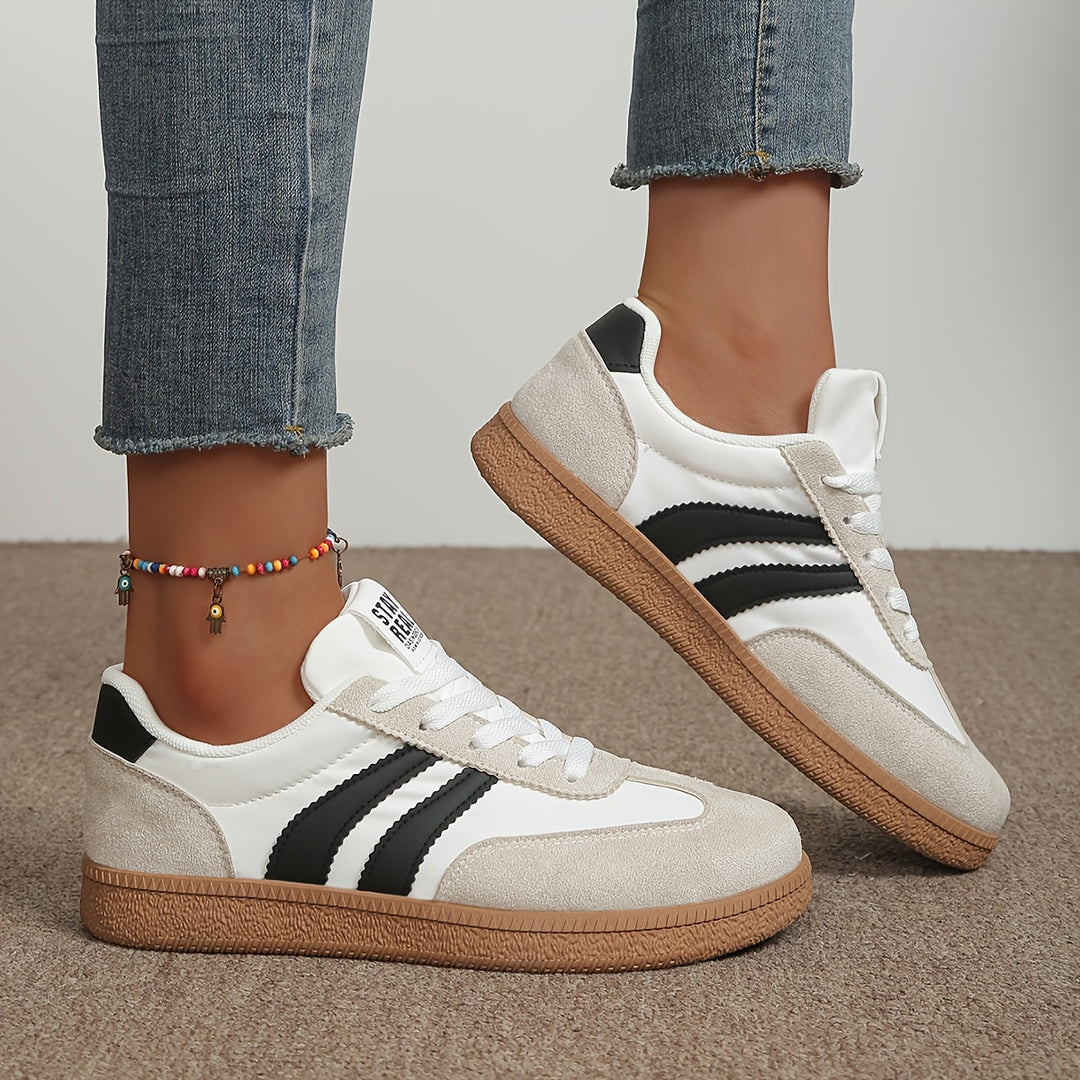 Women's Lace-Up Striped Outdoor Hiking Sneakers
