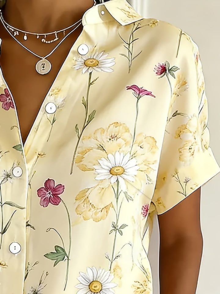 Women's Button-Up Short Sleeve Printed Shirt