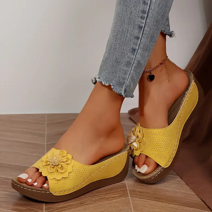Women's Refined Everyday Sandals