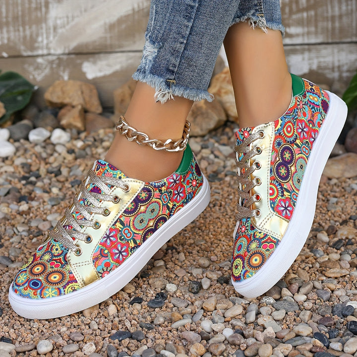 Women's Round Toe Low-Top Sneakers