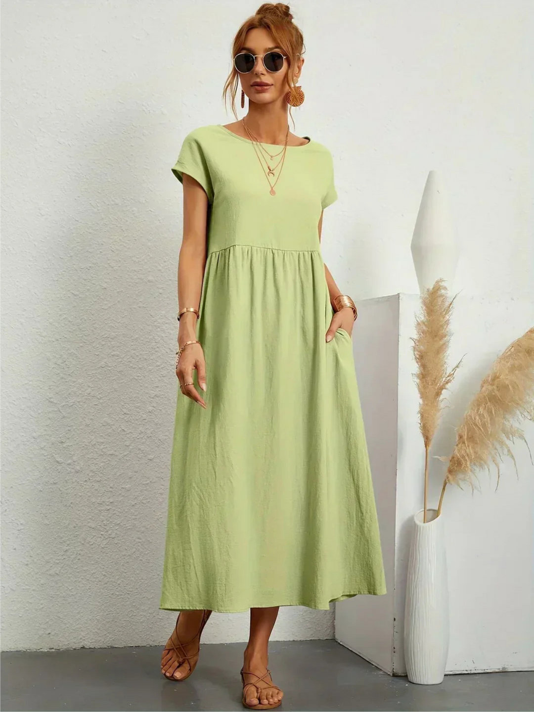 Jessica™ | Elegant Round Neck Dress