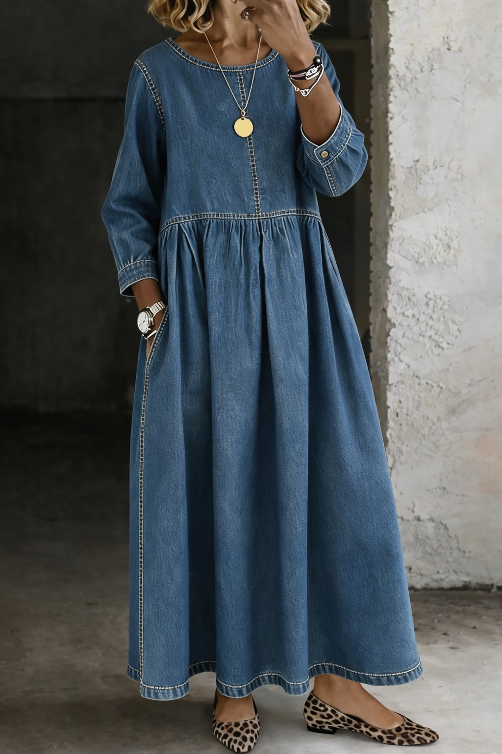 Women's Round Neck Long Sleeve Denim Dress