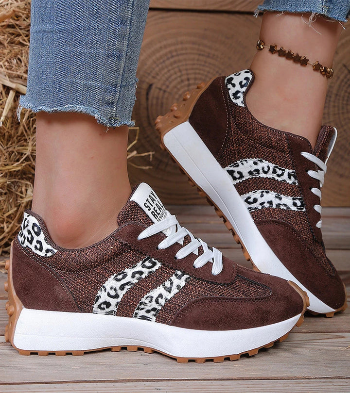 Halima – Comfortable Retro Lace-Up Sneakers