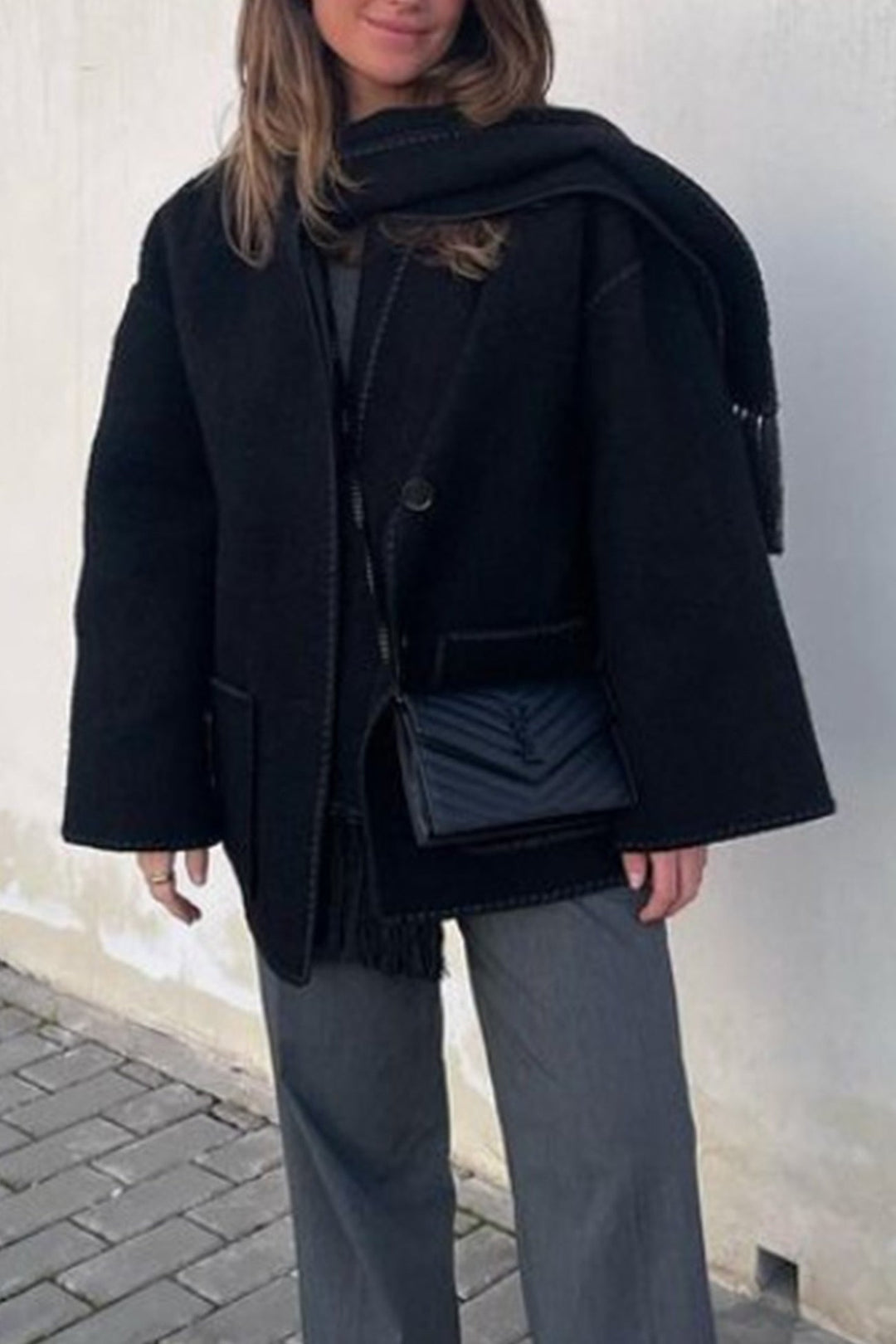 Doris | Fringed hem with shawl coat