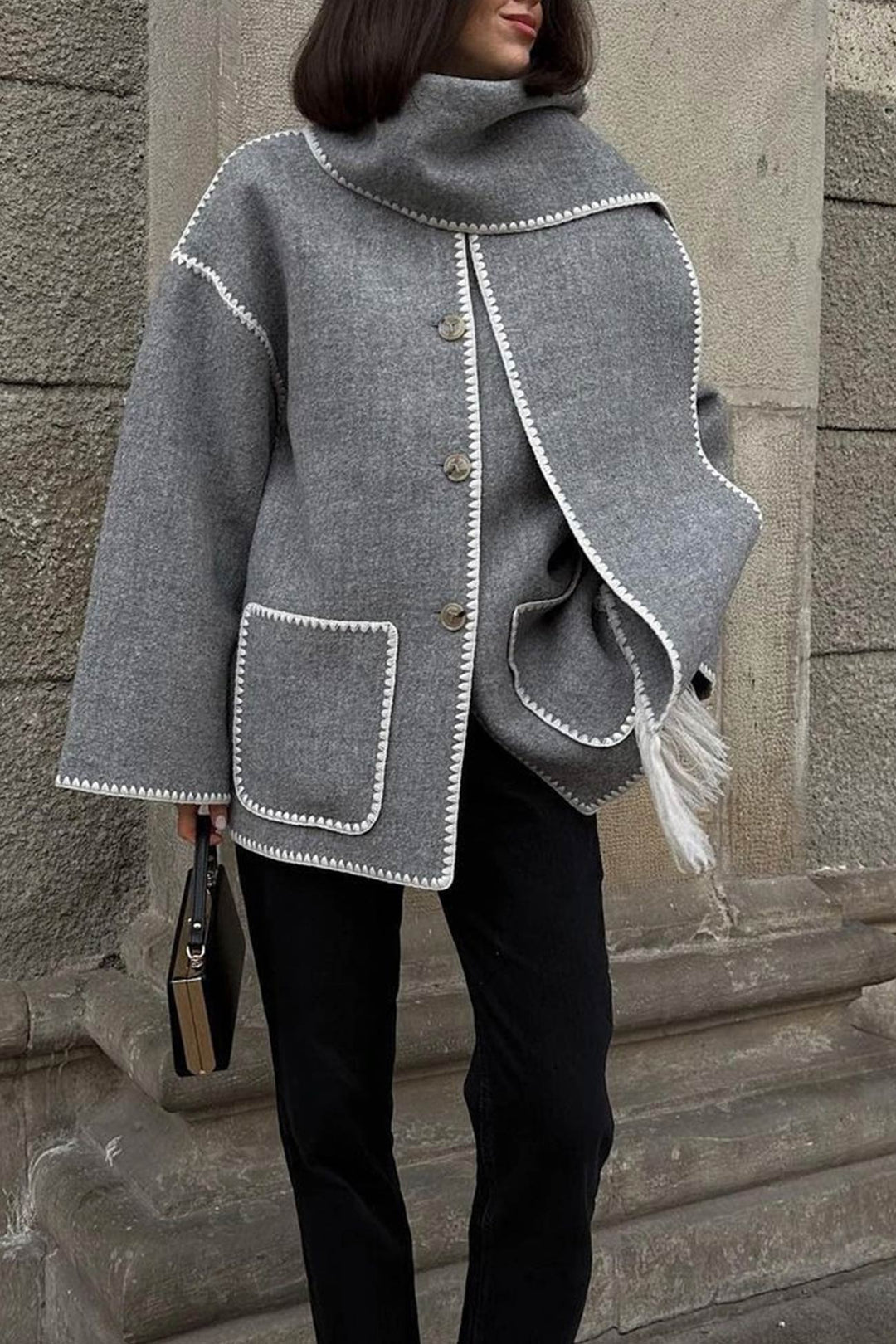 Doris | Fringed hem with shawl coat
