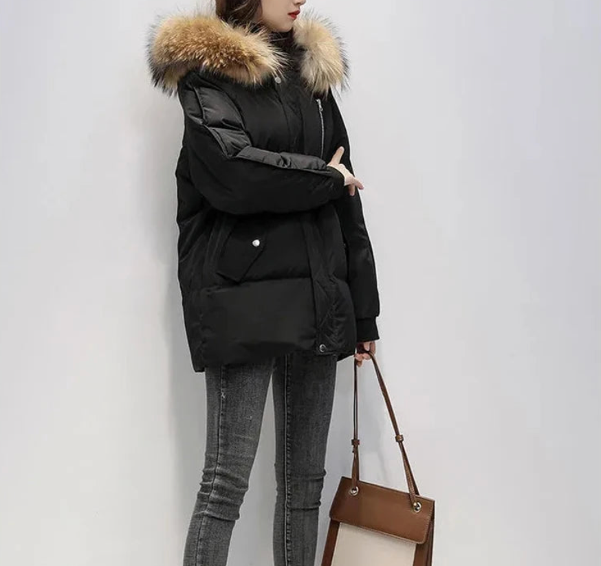 Otilia | Relaxed and timeless winter coat