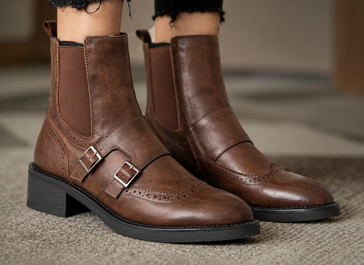 True Form Chelsea Boots