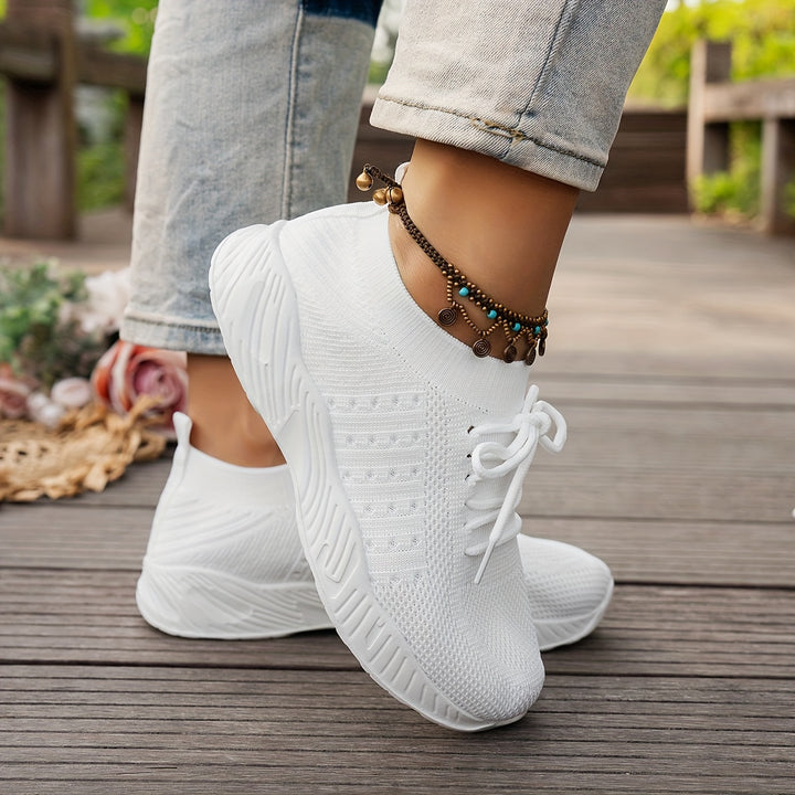 Women's Breathable Low-Top Lace-up Sneakers