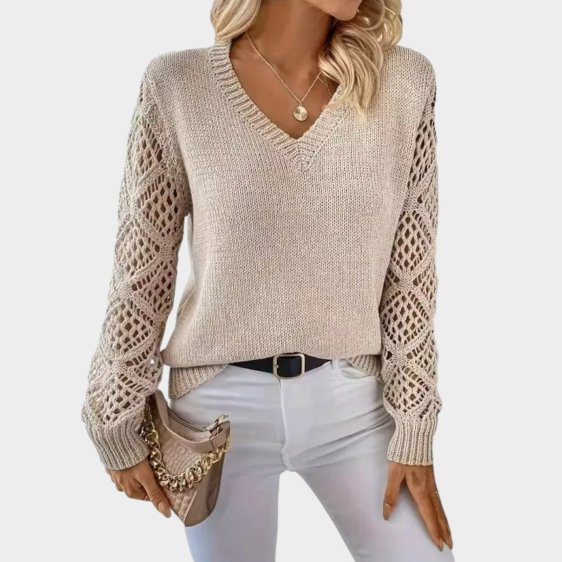 Anikka - Classic Knit Top