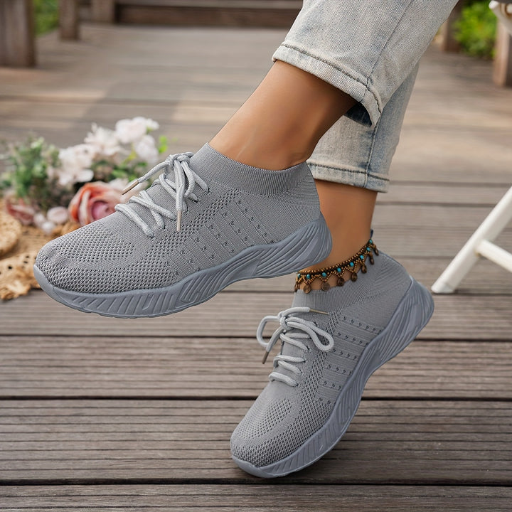 Women's Breathable Low-Top Lace-up Sneakers