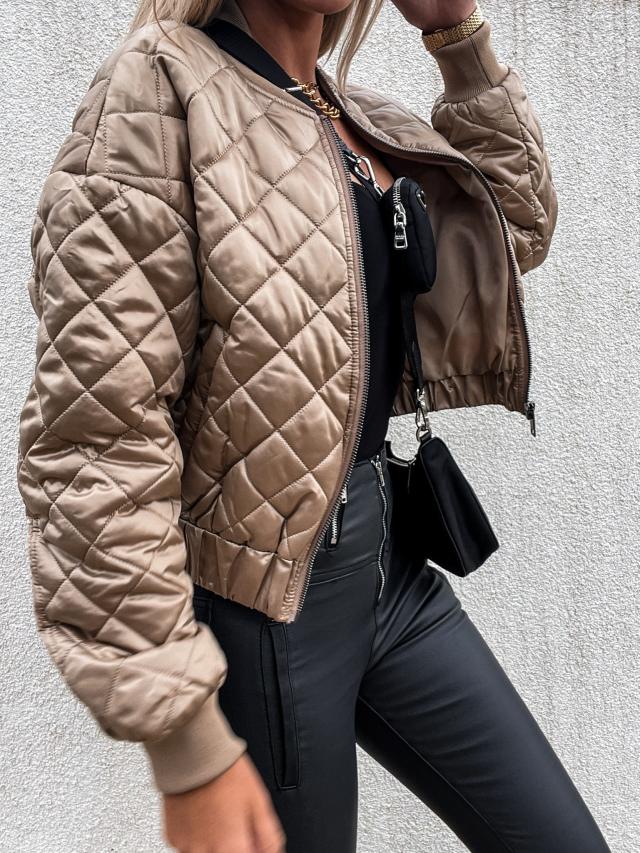 Women's quilted bomber jacket for casual style