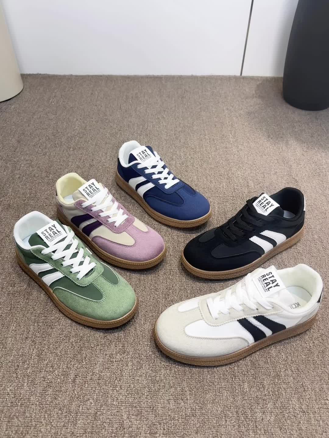 Women's Lace-Up Striped Outdoor Hiking Sneakers