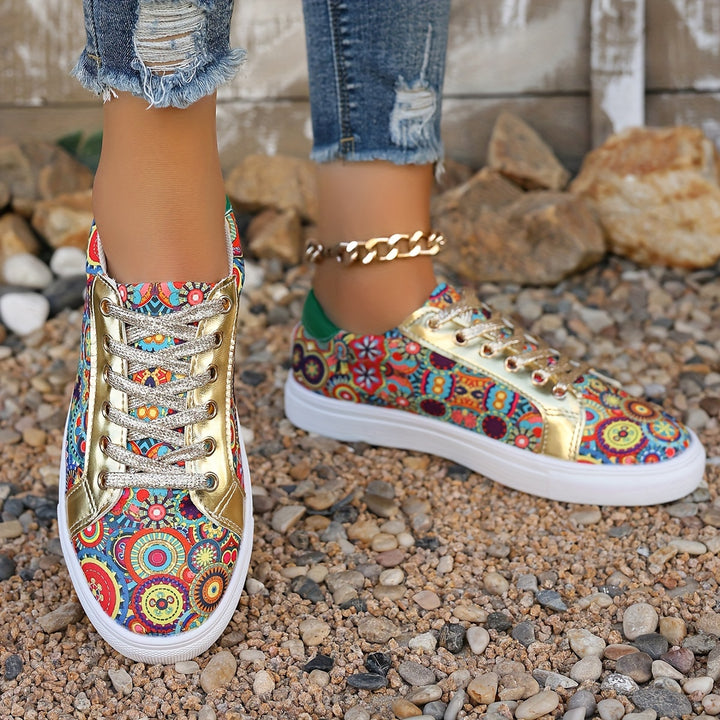 Women's Round Toe Low-Top Sneakers
