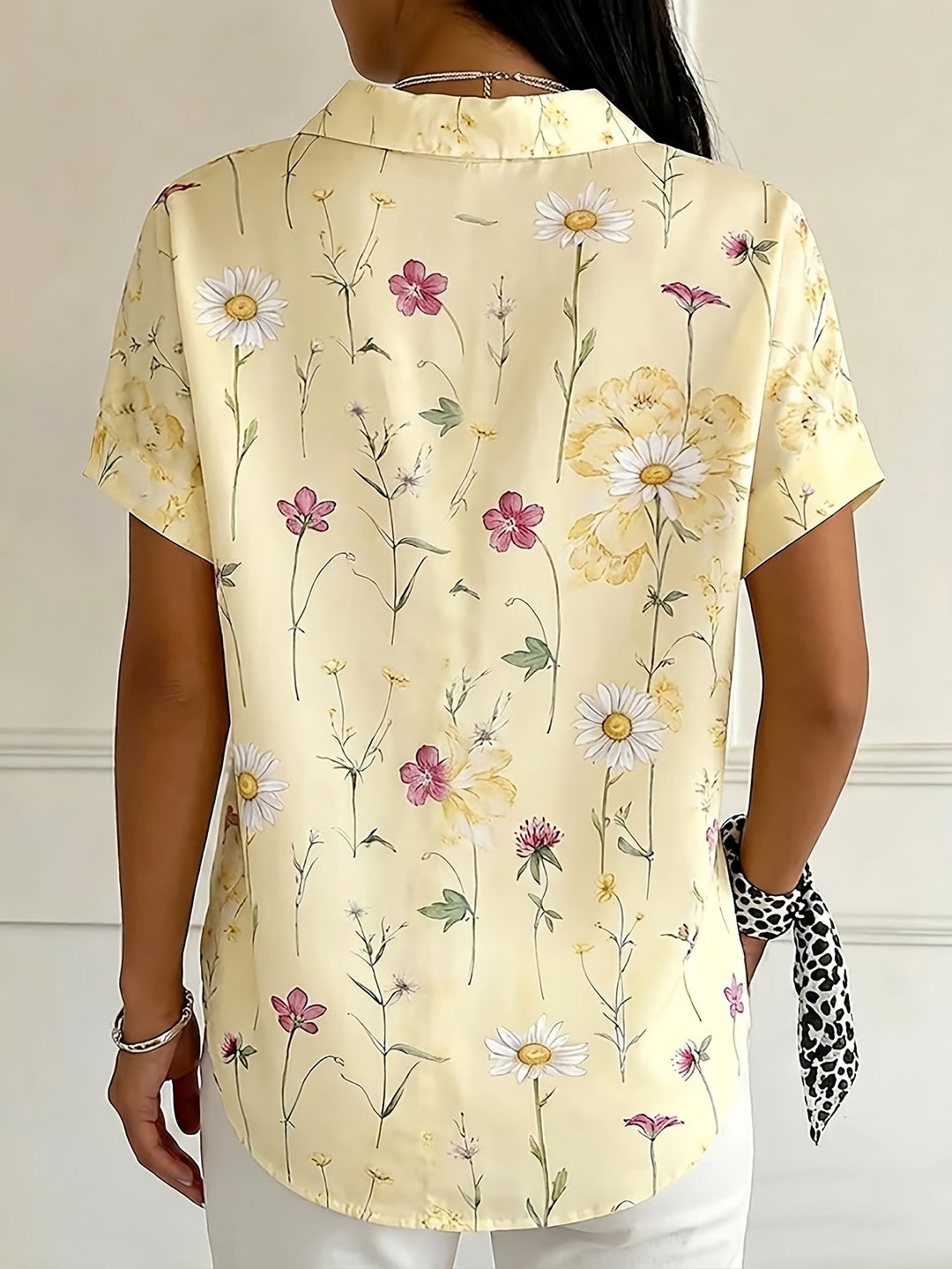 Women's Button-Up Short Sleeve Printed Shirt