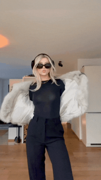 Gabriela | Fur coat with lapel collar