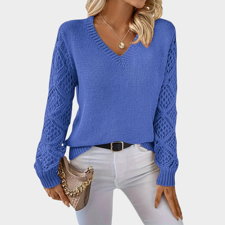 Anikka - Classic Knit Top