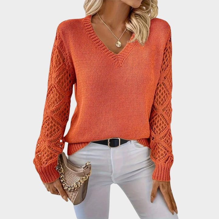 Anikka - Classic Knit Top