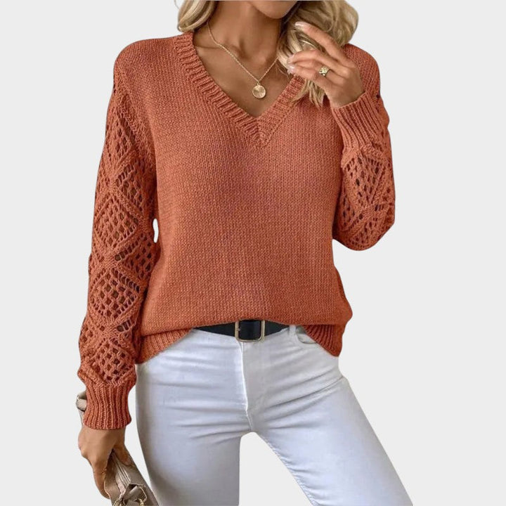 Anikka - Classic Knit Top