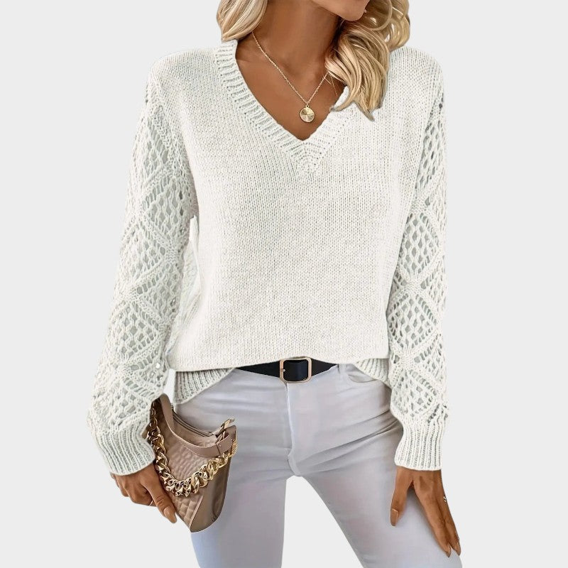 Anikka - Classic Knit Top