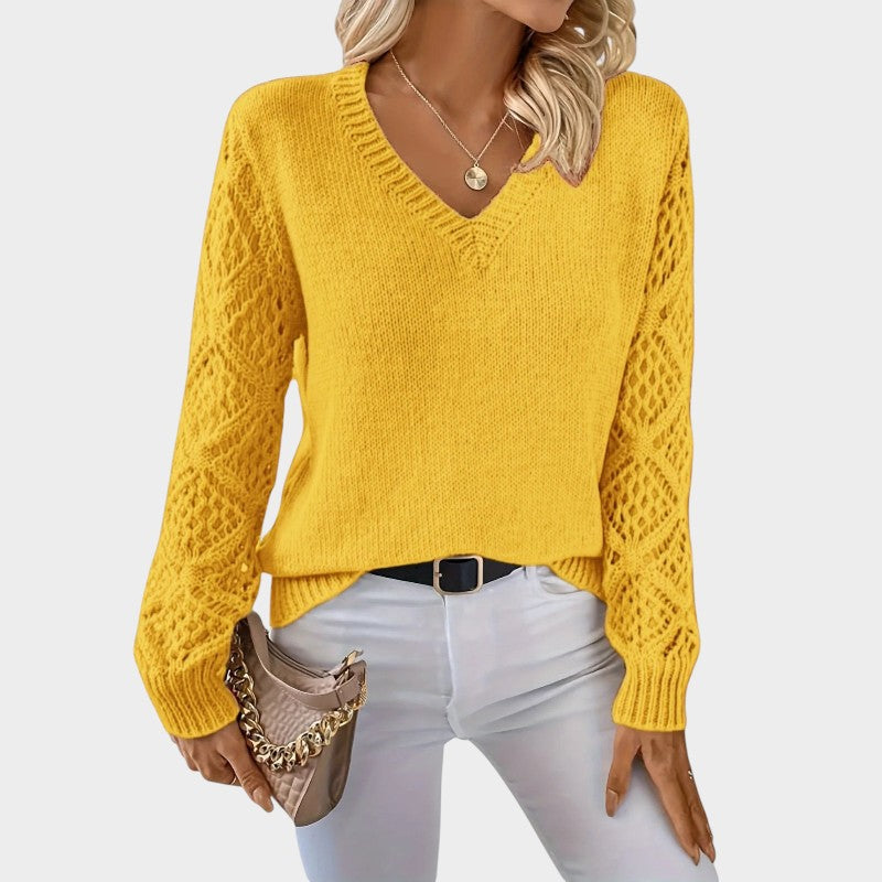 Anikka - Classic Knit Top