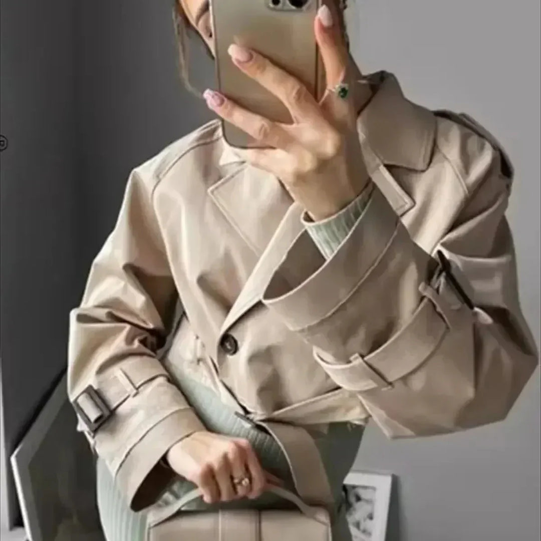 Luna | Stylish Women's Short Trench Coat