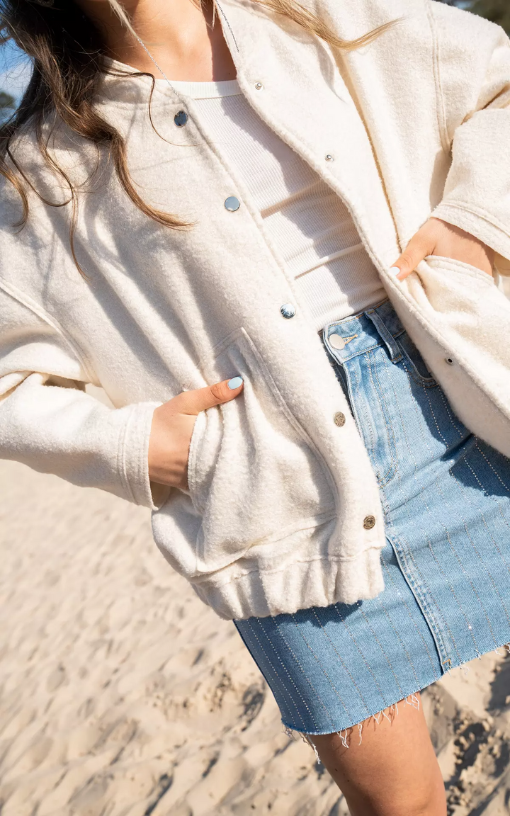 Women's casual button-up jacket in ivory